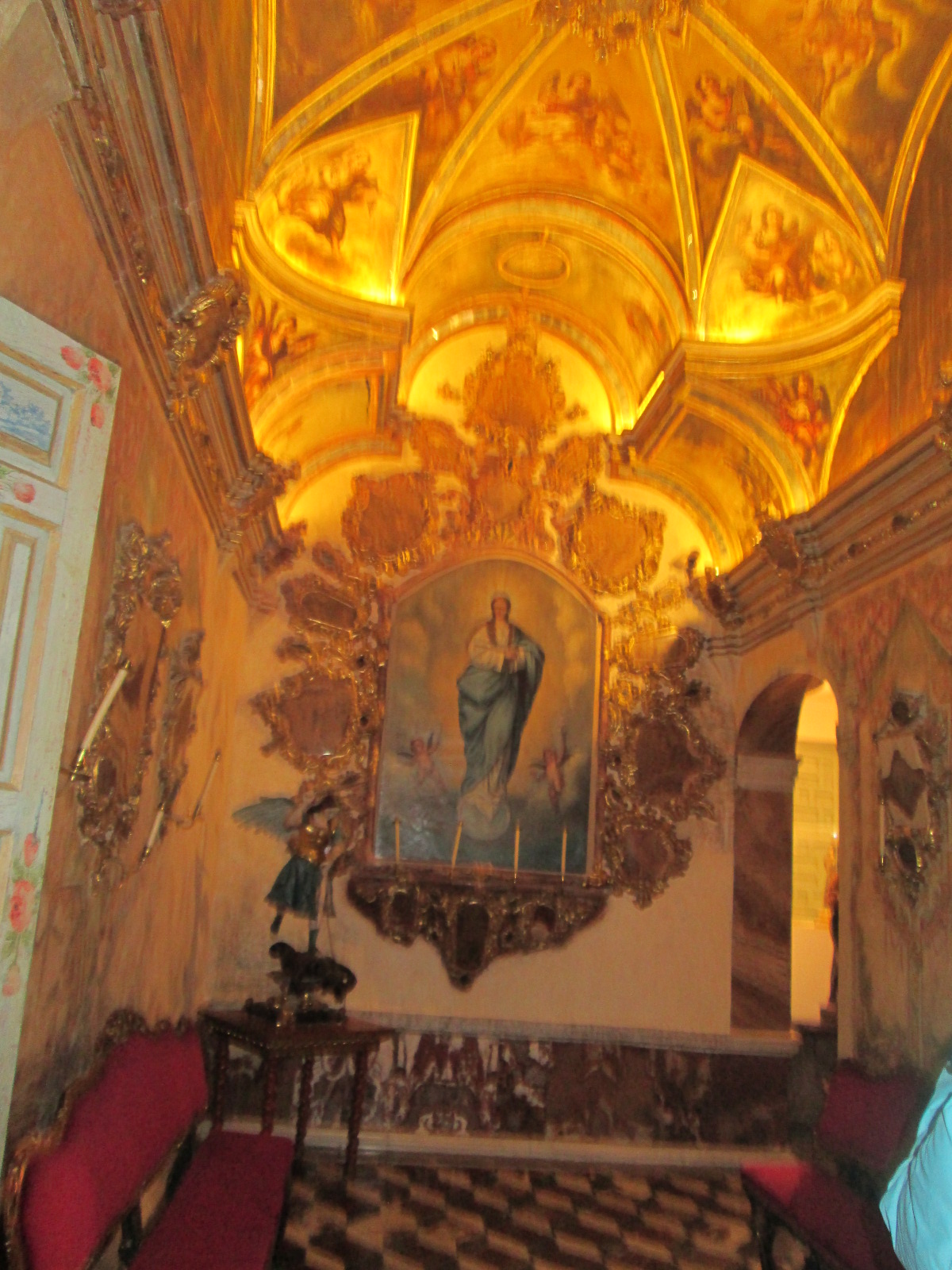 Camarín de la Virgen del Rosario. Santo Domingo 006